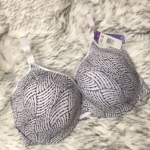 ✨2/$22✨ NWT BODY NATURALS Satin Full Support T-Shirt Bra